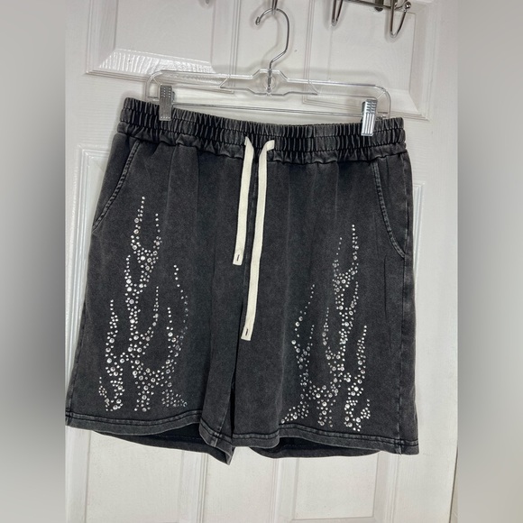 Rowme Men’s Pull On Grunge Goth Band Flame Rhinestone Lightweight Shorts X-Large - Picture 2 of 8